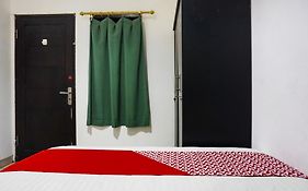 OYO 91257 Royani Residence